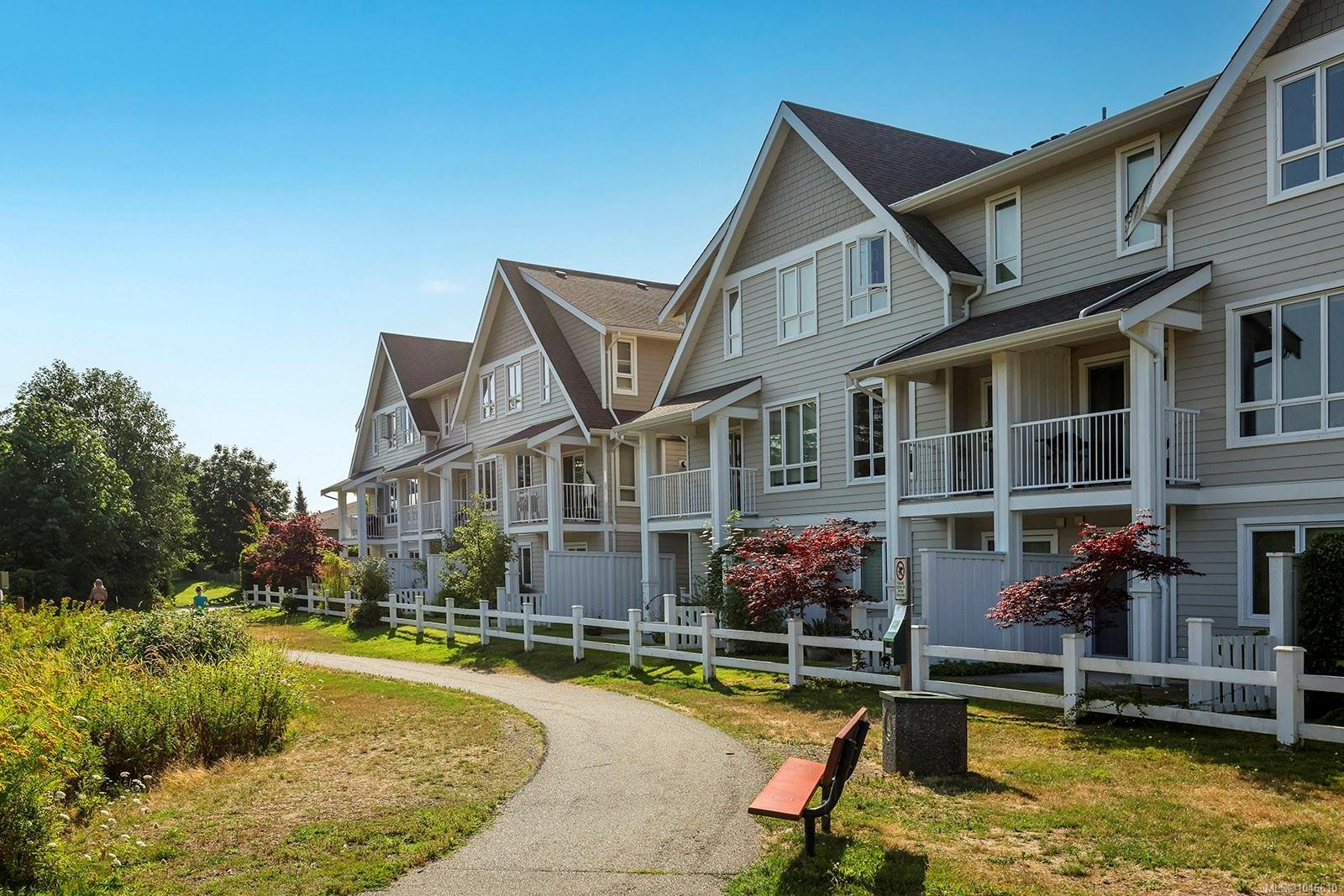 #38-700 Lancaster Way, Comox, BC