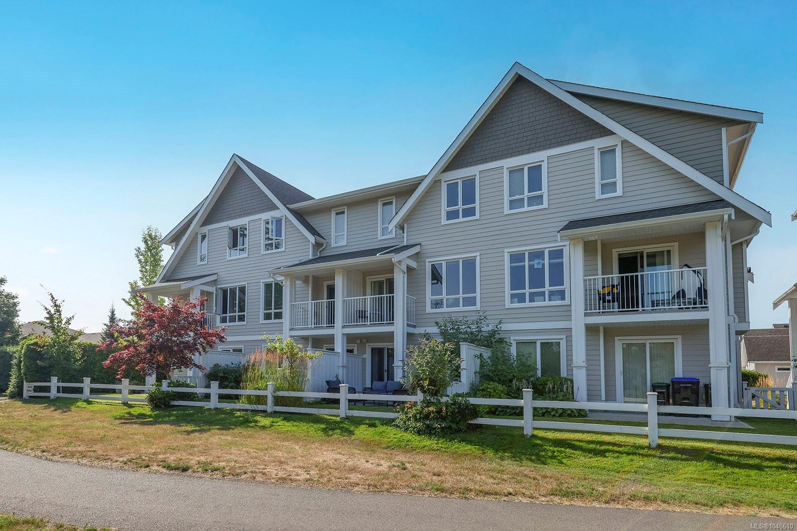 #38-700 Lancaster Way, Comox, BC