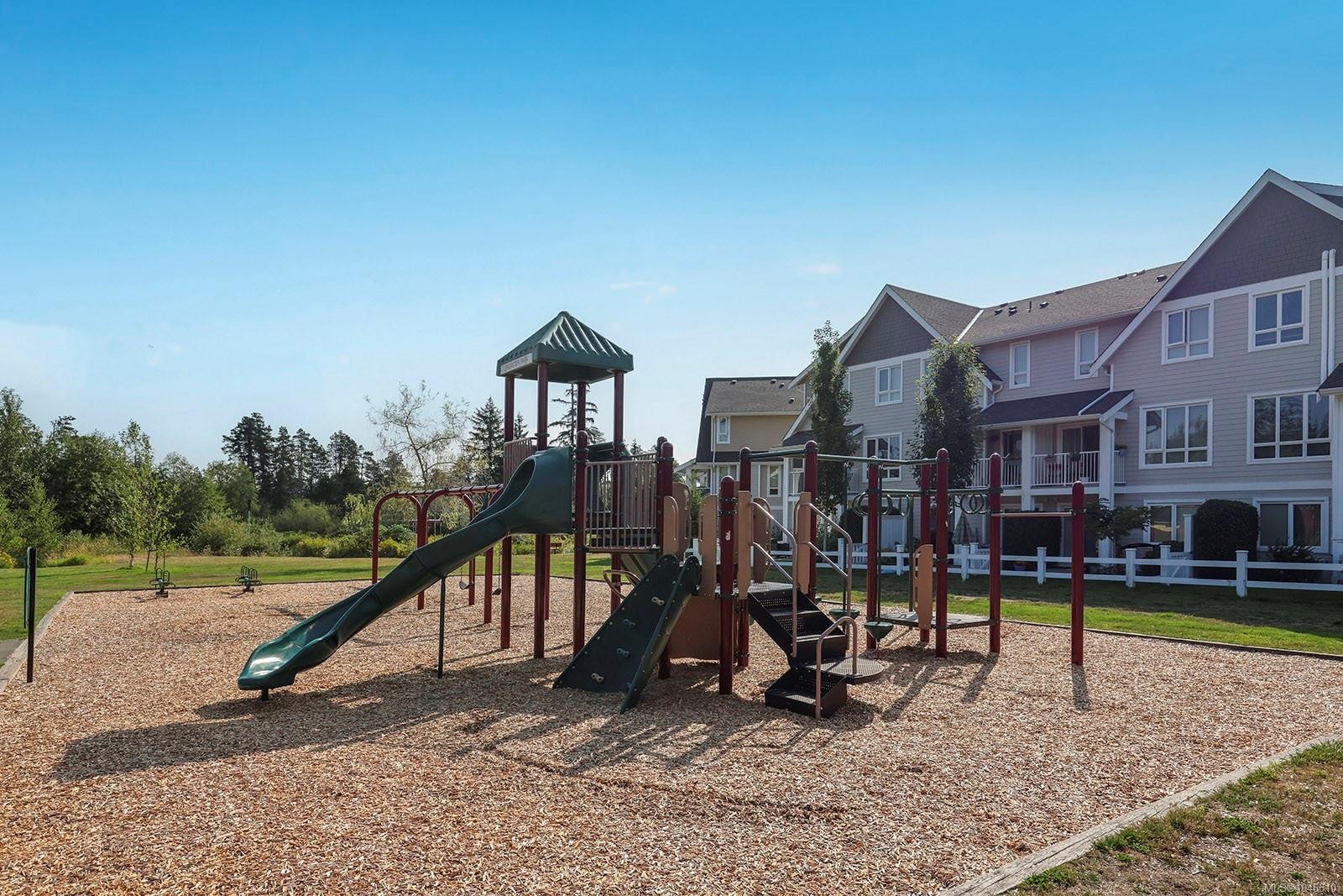 #38-700 Lancaster Way, Comox, BC