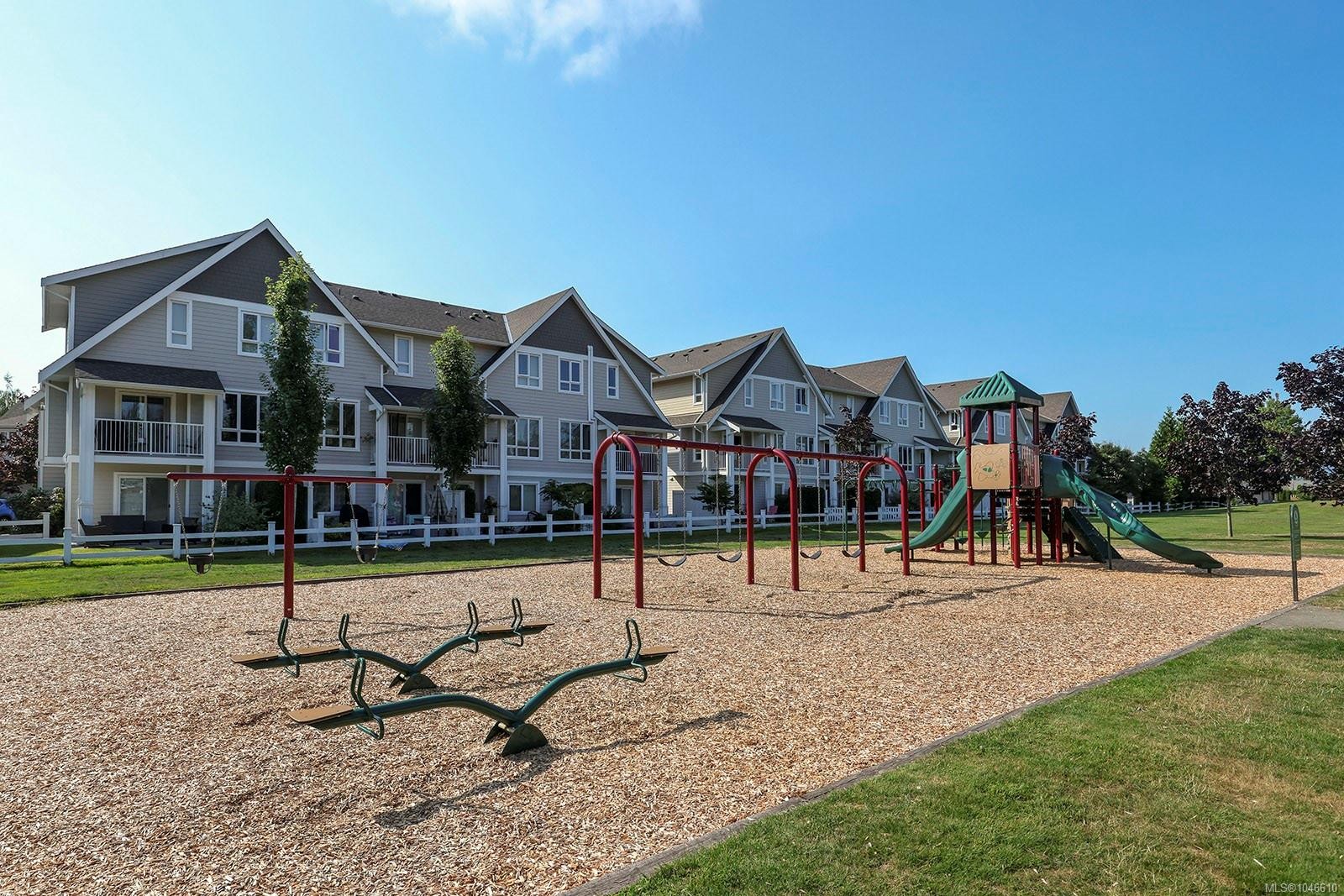 #38-700 Lancaster Way, Comox, BC