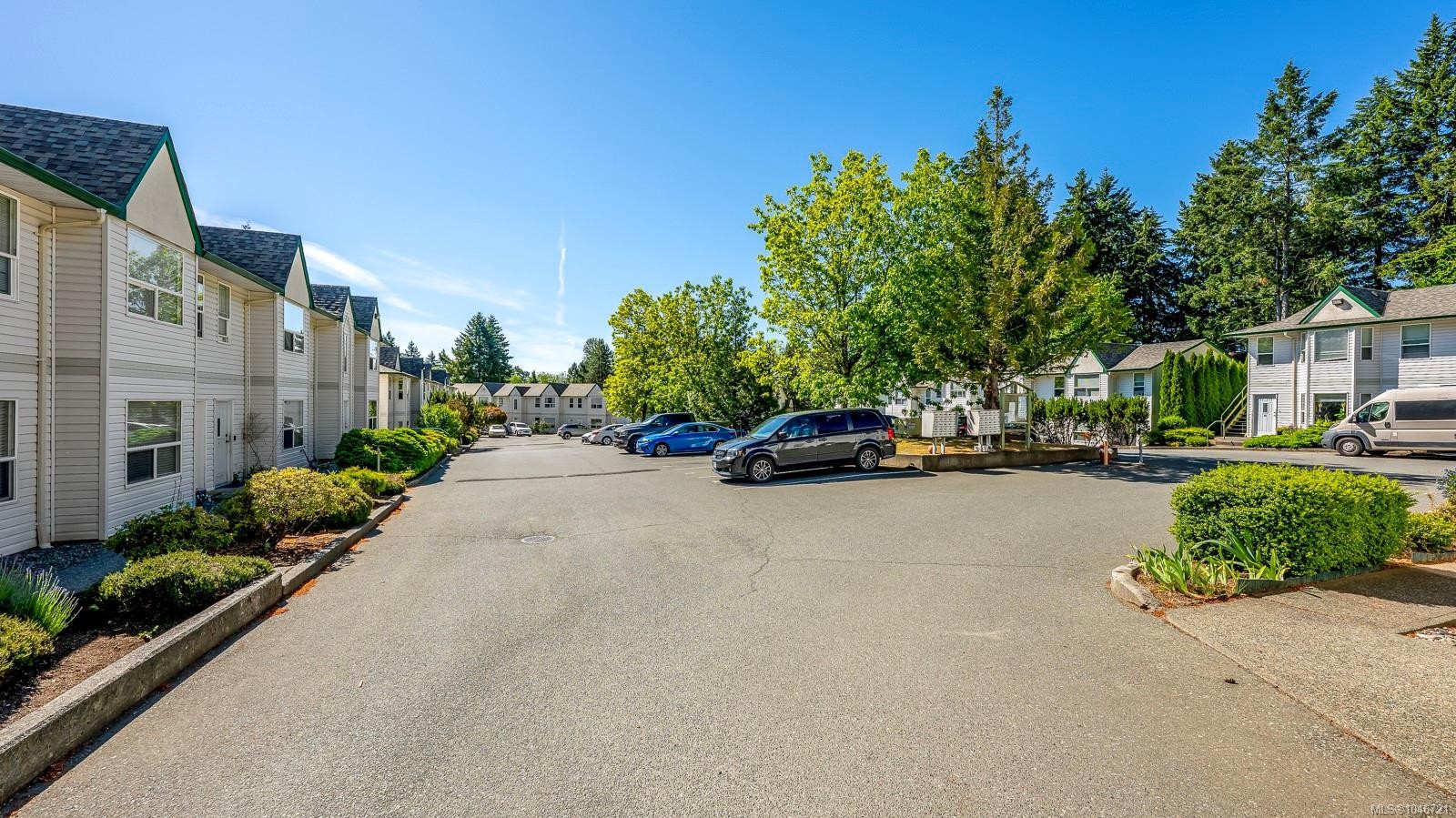 #18-1535 Dingwall Rd, Courtenay, BC - Outdoor