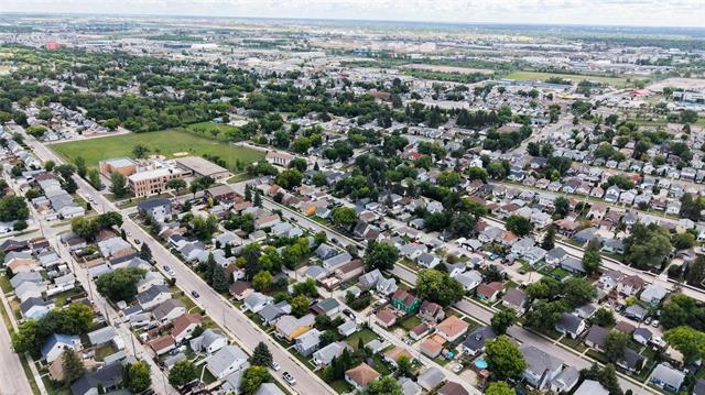 604 Union Ave, Winnipeg, MB - Outdoor With View