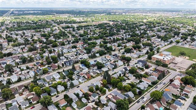 604 Union Ave, Winnipeg, MB - Outdoor With View