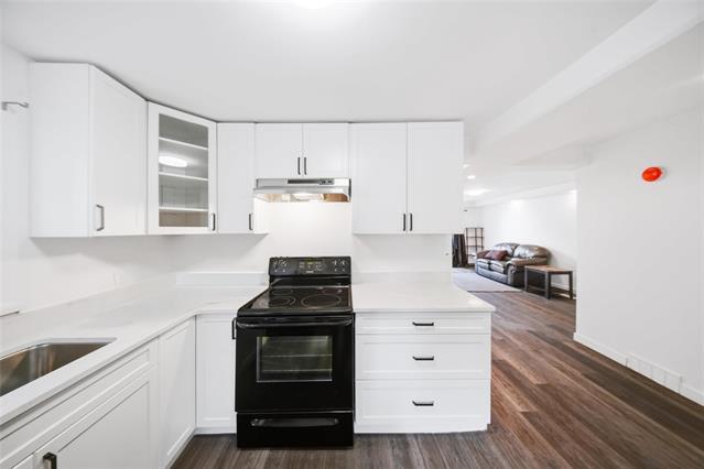 604 Union Ave, Winnipeg, MB - Indoor Photo Showing Kitchen