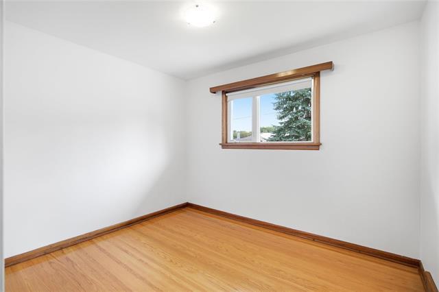 1111 Rothesay St, Winnipeg, MB - Indoor Photo Showing Other Room