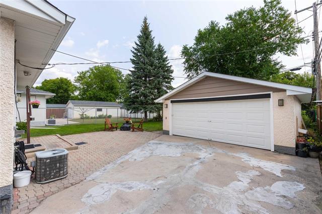 1111 Rothesay St, Winnipeg, MB - Outdoor With Exterior