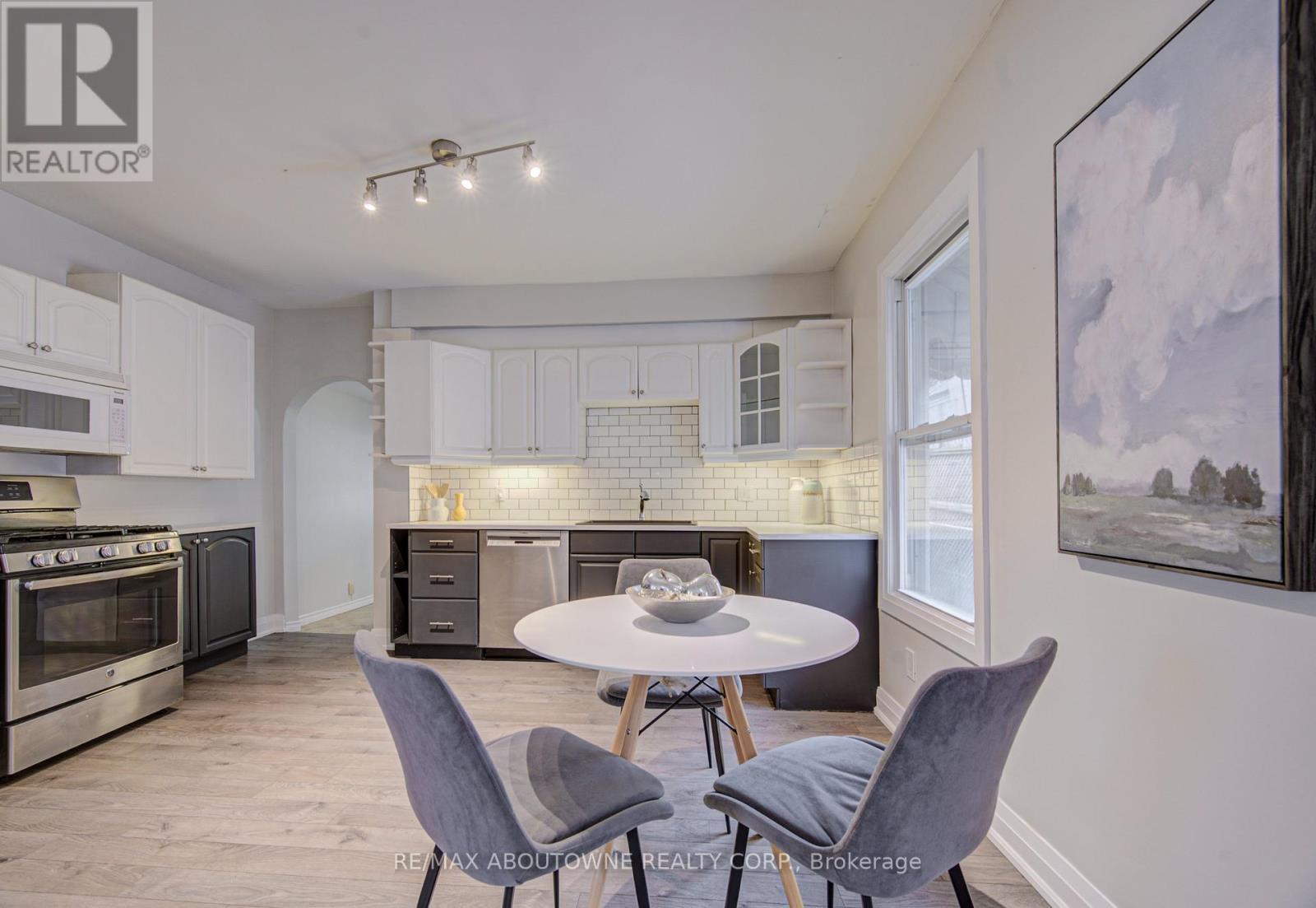 227 East 23Rd Street, Hamilton, ON - Indoor
