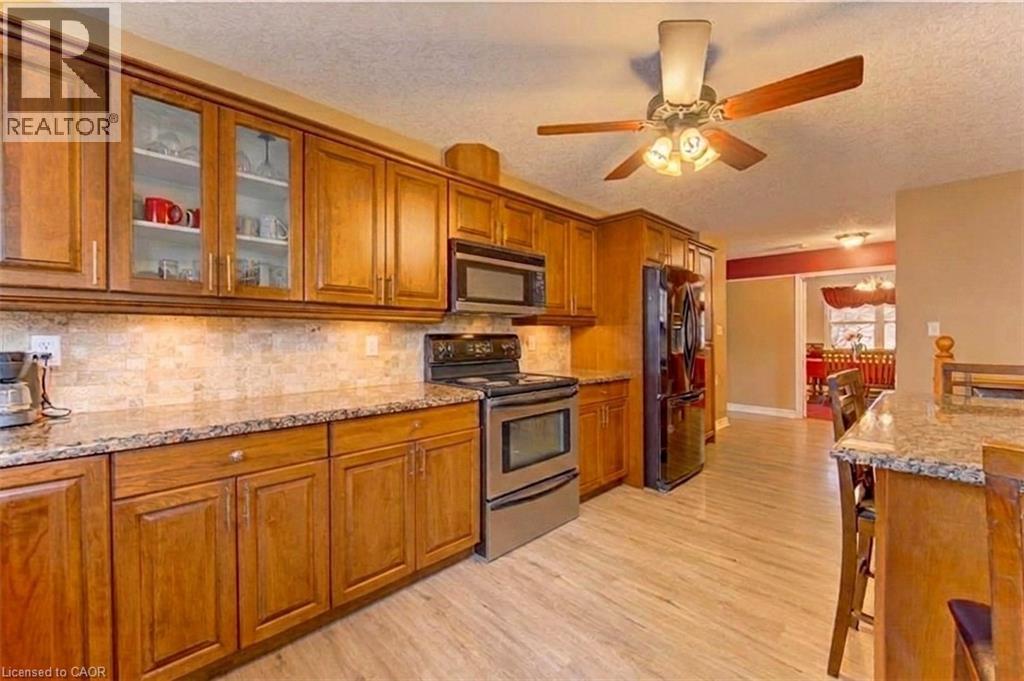 Kitchen - 599 Coldstream Drive, Waterloo, ON - Indoor Photo Showing Kitchen