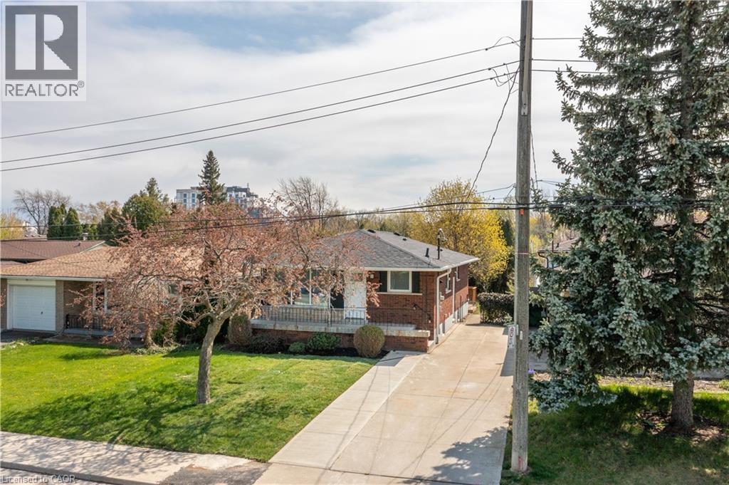 23 Tyrone Drive, Hamilton, ON - Outdoor