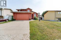 294 Wellington DRIVE Moose Jaw, SK S6K 1A4