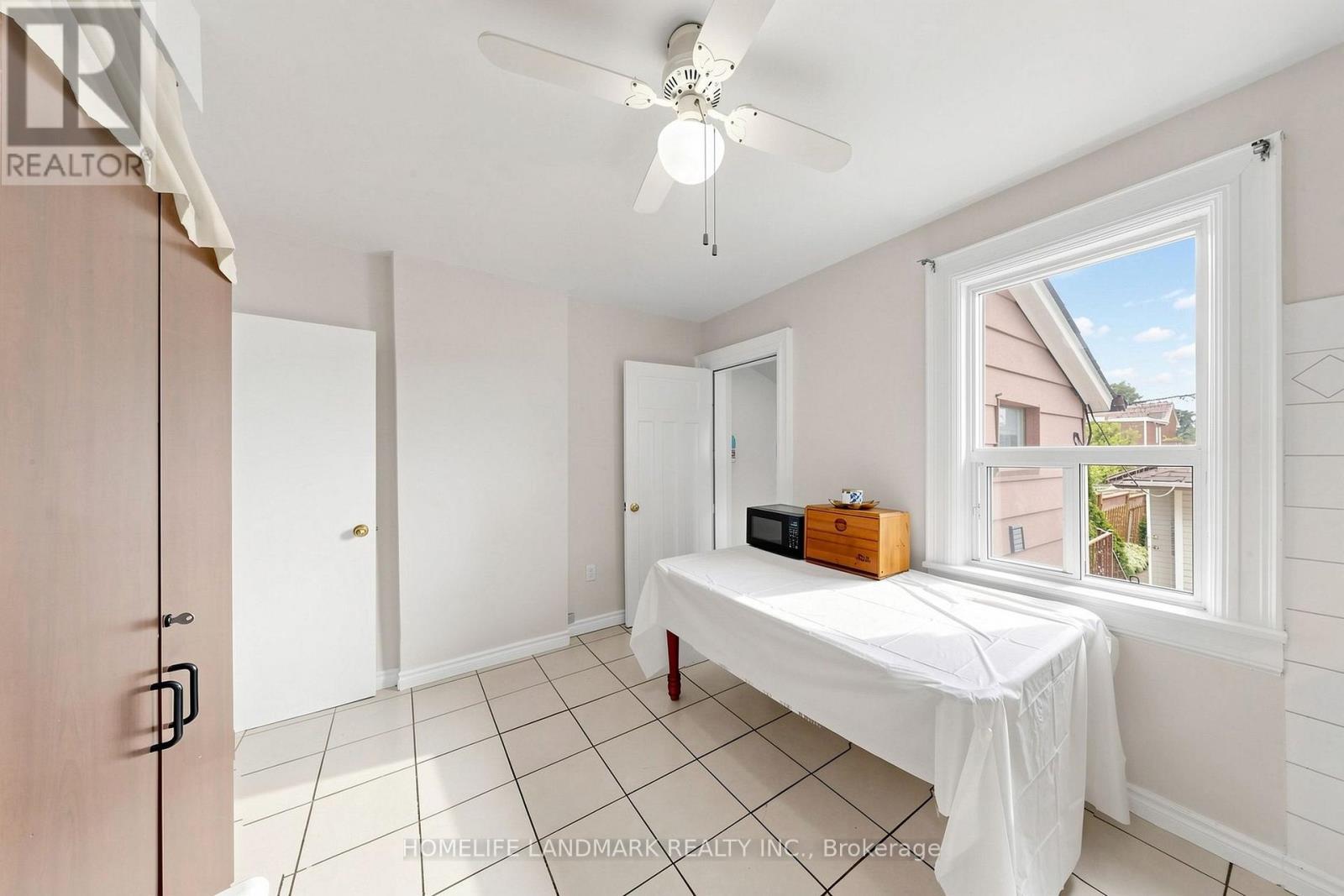 484 Glenholme Avenue, Toronto, ON - Indoor