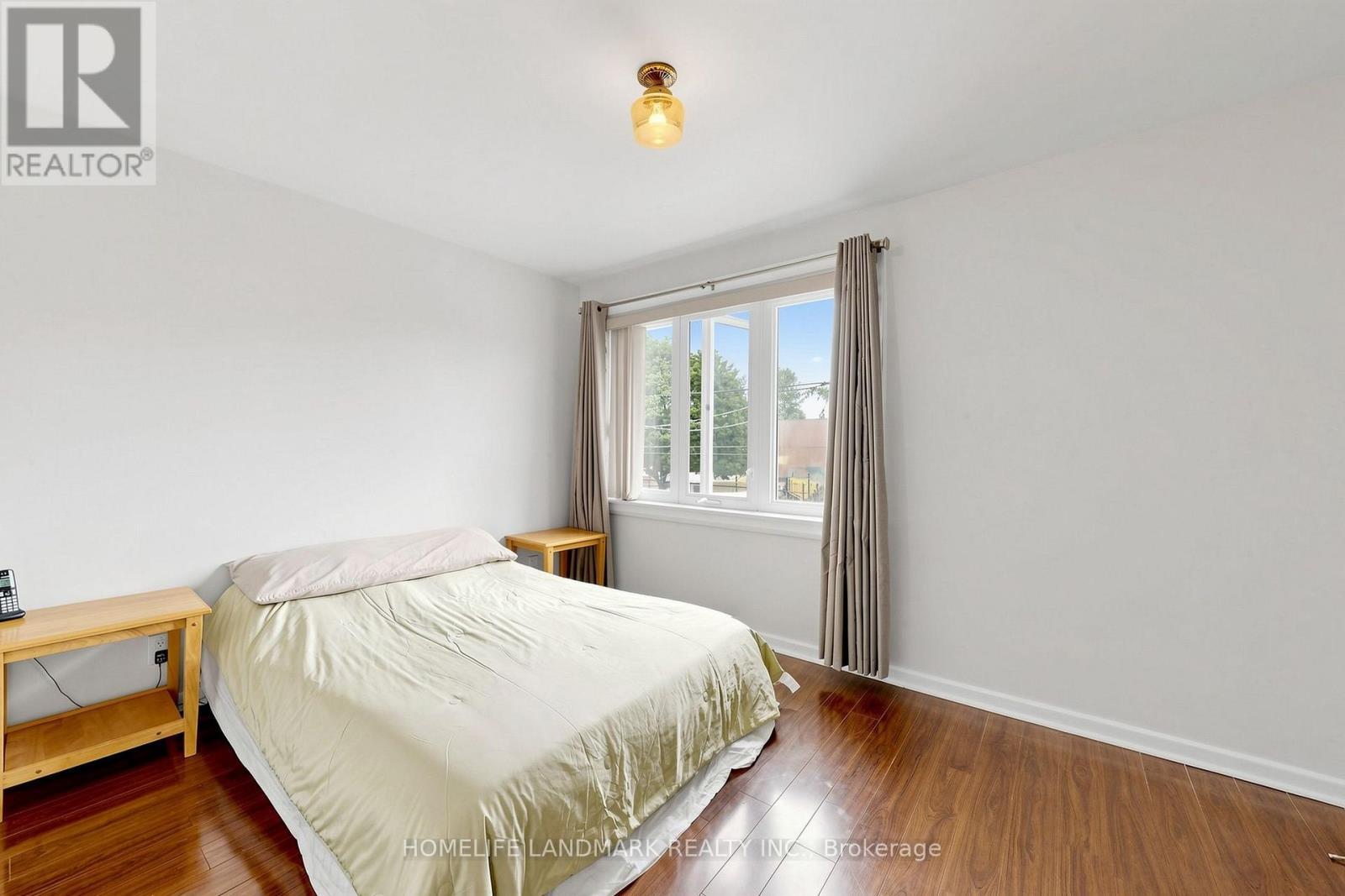 484 Glenholme Avenue, Toronto, ON - Indoor Photo Showing Bedroom