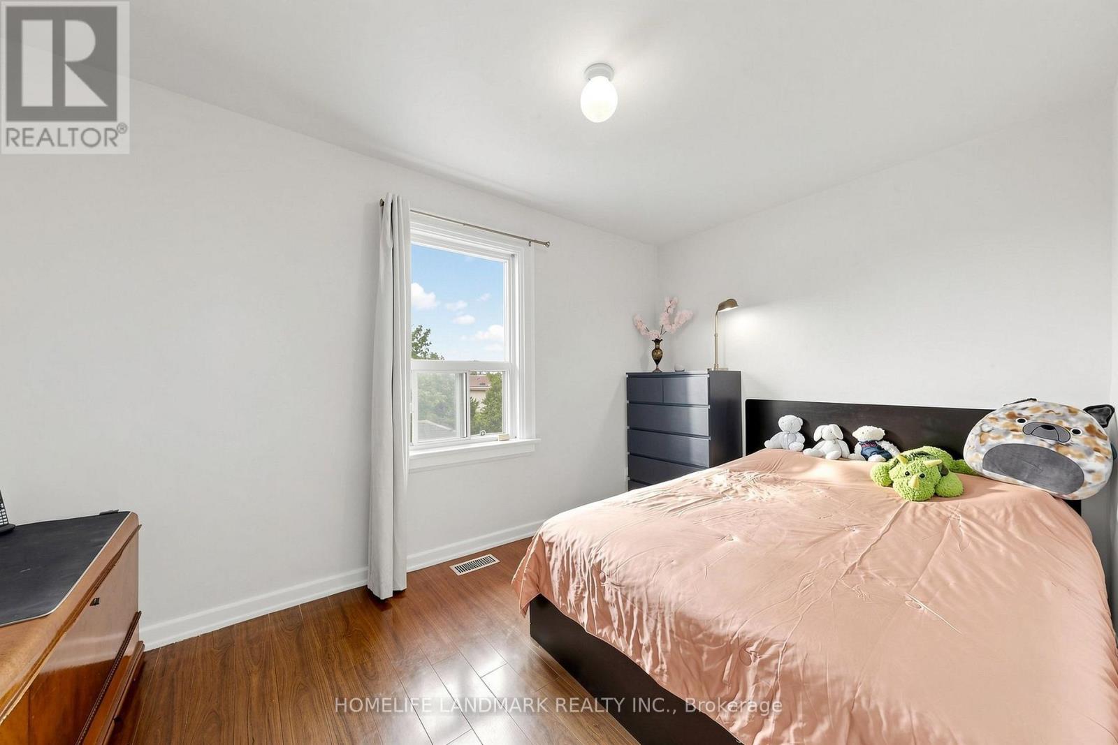 484 Glenholme Avenue, Toronto, ON - Indoor Photo Showing Bedroom