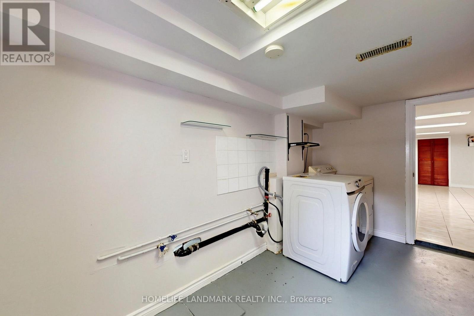 484 Glenholme Avenue, Toronto, ON - Indoor Photo Showing Laundry Room