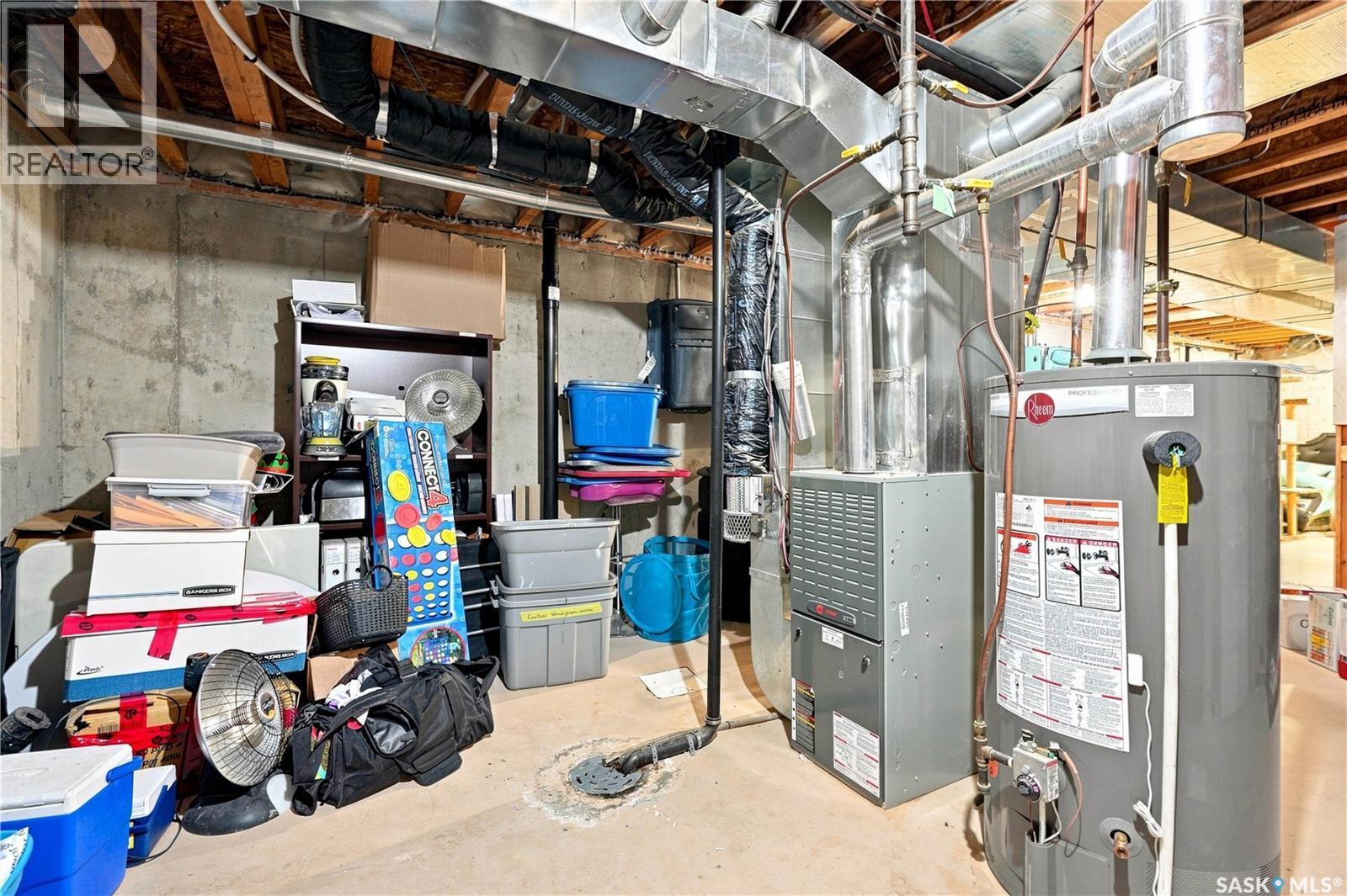 102 Brookdale Crescent, Saskatoon, SK - Indoor Photo Showing Basement