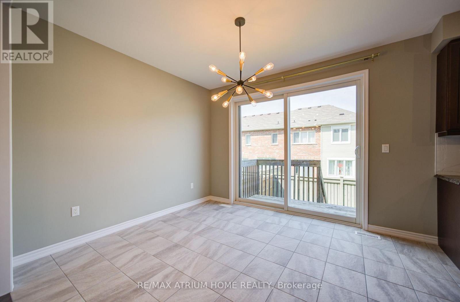396 Thomas Phillips Drive, Aurora, ON - Indoor Photo Showing Other Room