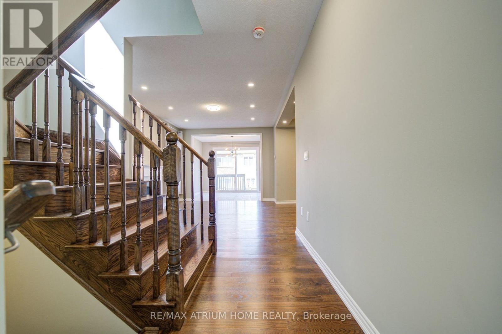 396 Thomas Phillips Drive, Aurora, ON - Indoor Photo Showing Other Room