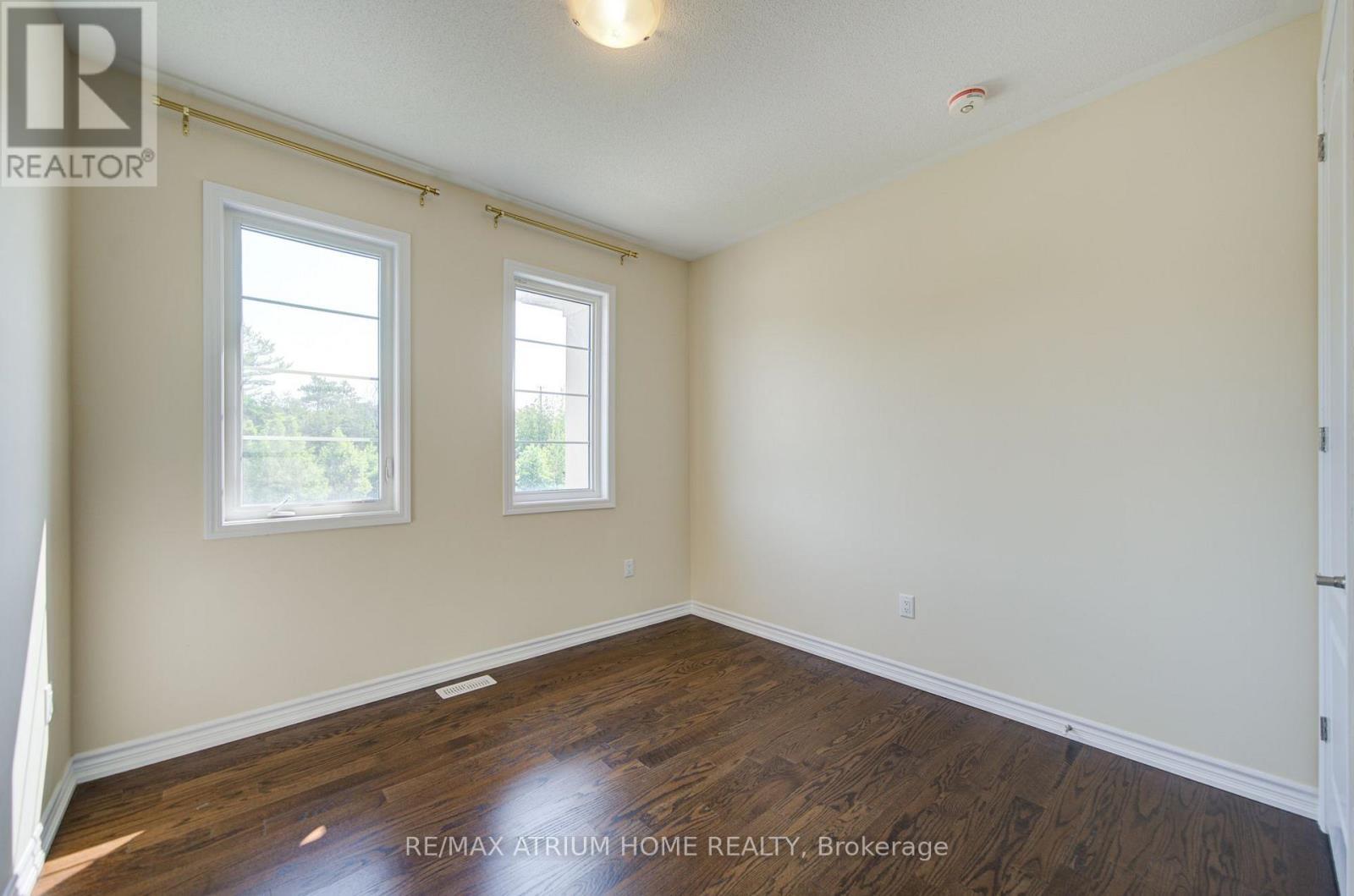 396 Thomas Phillips Drive, Aurora, ON - Indoor Photo Showing Other Room