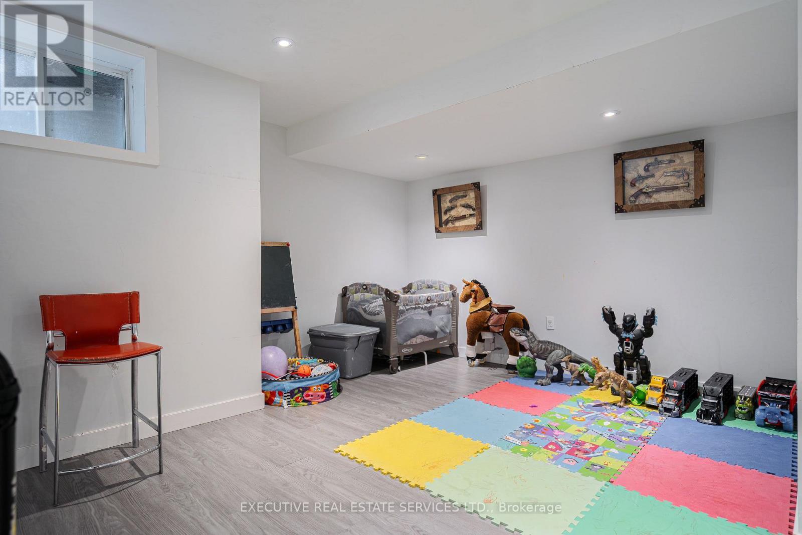 2 Nectarlane Avenue, Caledon, ON - Indoor