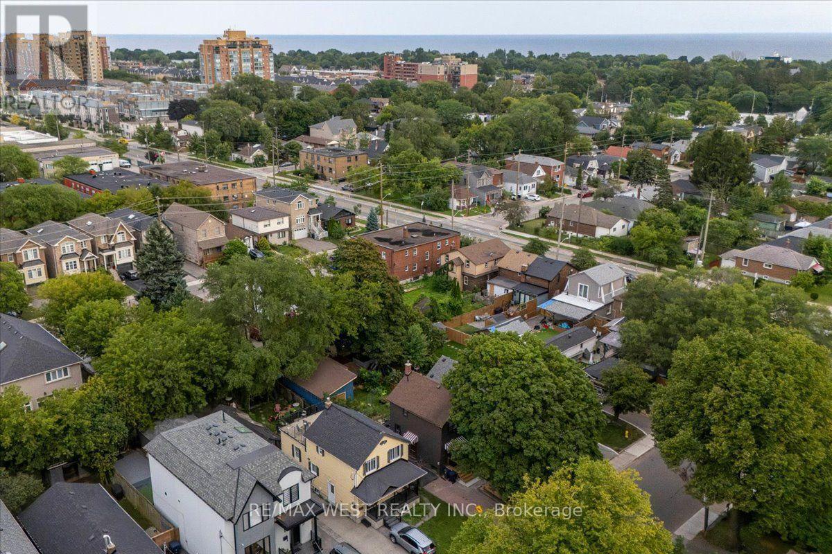 73 Seventeenth Street, Toronto, ON - Outdoor With View