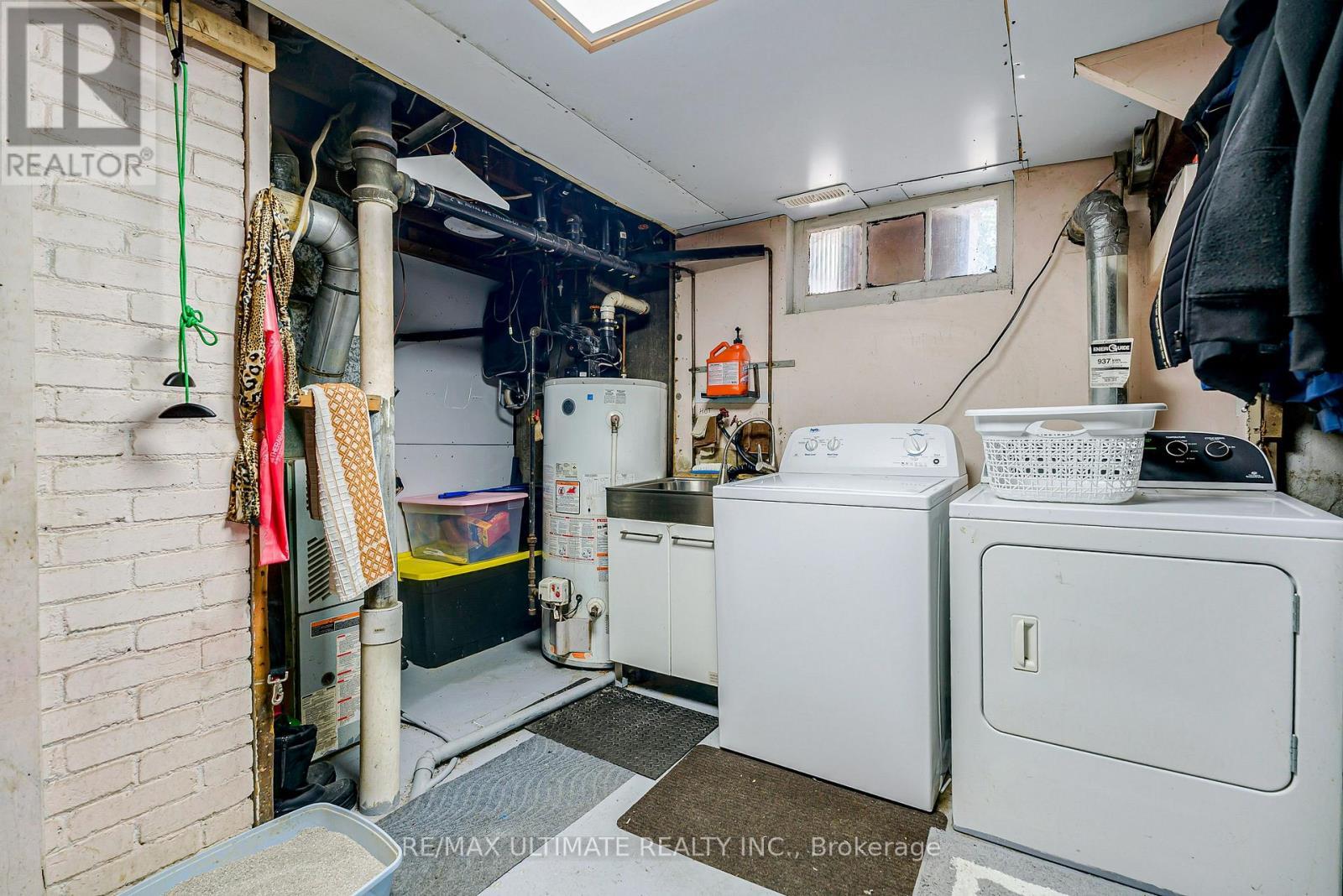 632 Trethewey Drive, Toronto, ON - Indoor Photo Showing Laundry Room