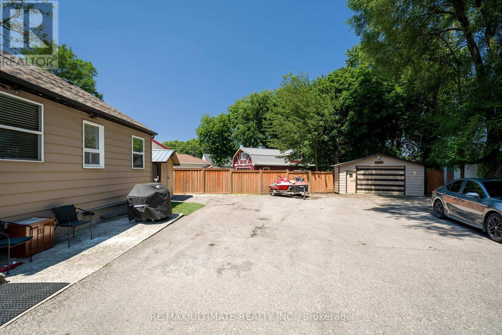 632 Trethewey Drive, Toronto, ON - Outdoor With Exterior
