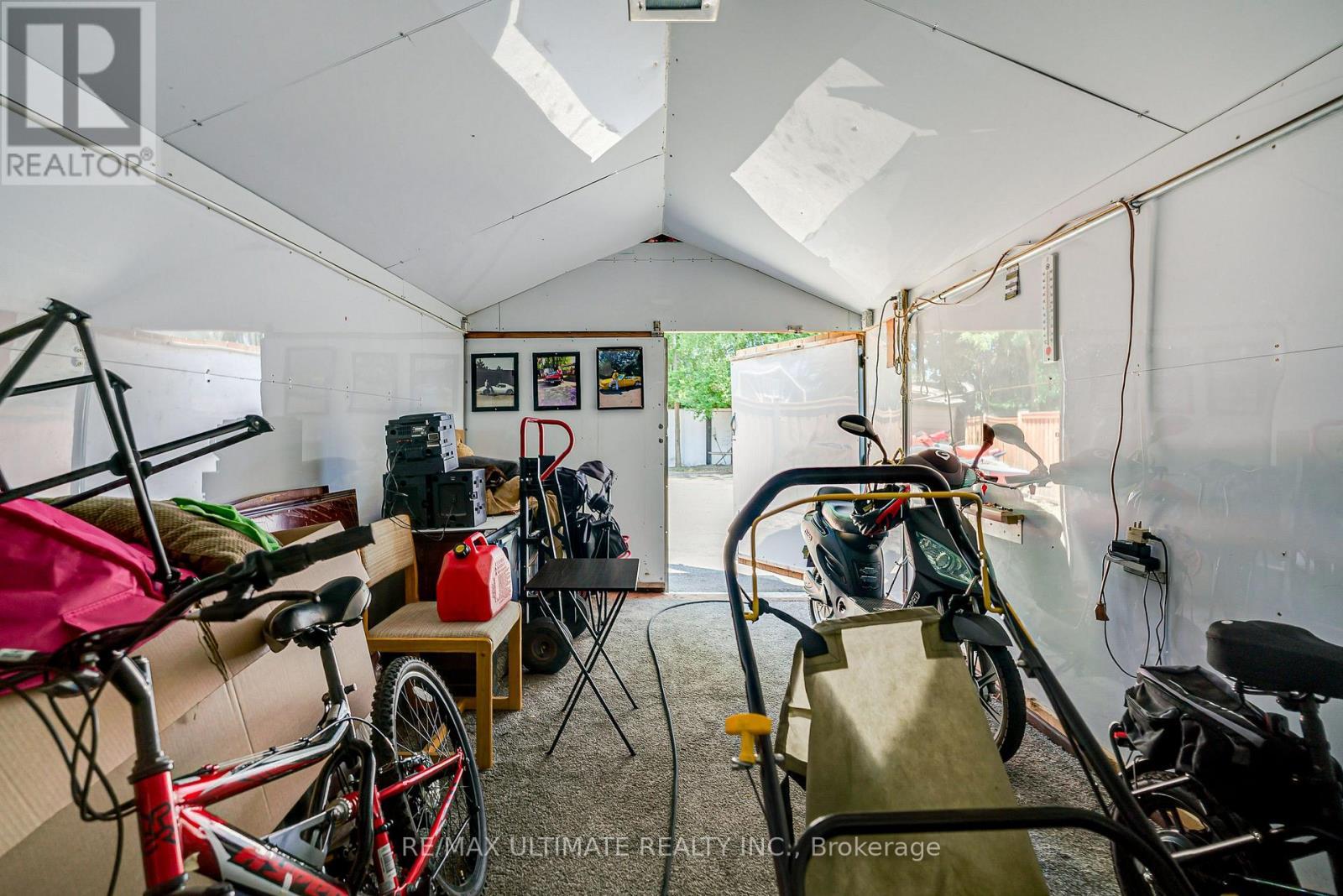 632 Trethewey Drive, Toronto, ON - Indoor Photo Showing Other Room