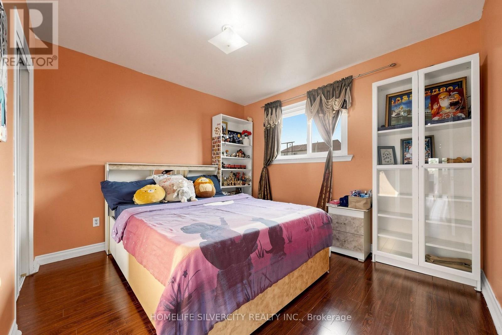 3126 Redbank Crescent, Mississauga, ON - Indoor Photo Showing Bedroom