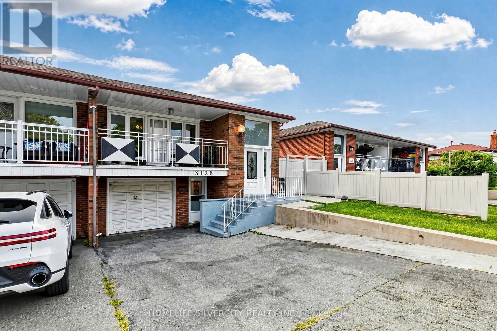3126 Redbank Crescent, Mississauga, ON - Outdoor