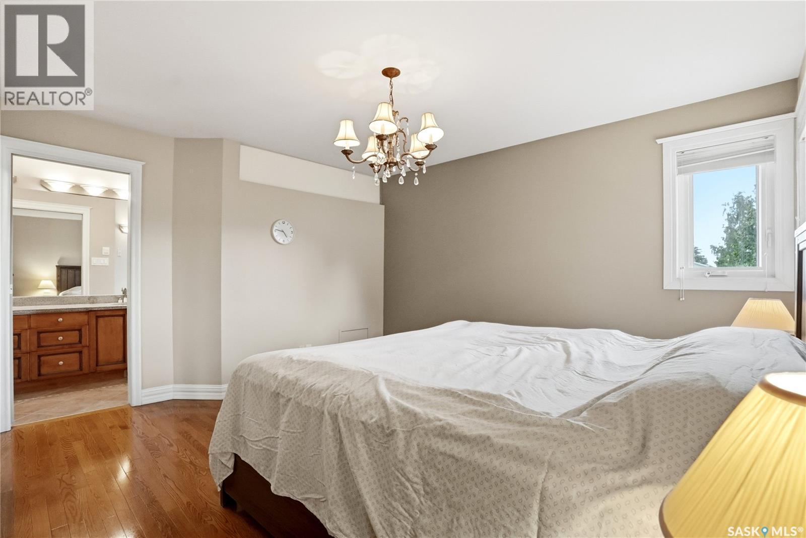 130 Mulcaster Crescent, Saskatoon, SK - Indoor Photo Showing Bedroom
