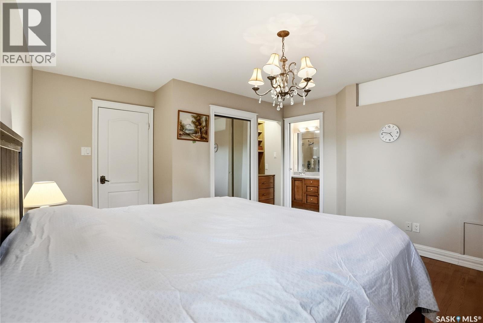 130 Mulcaster Crescent, Saskatoon, SK - Indoor Photo Showing Bedroom