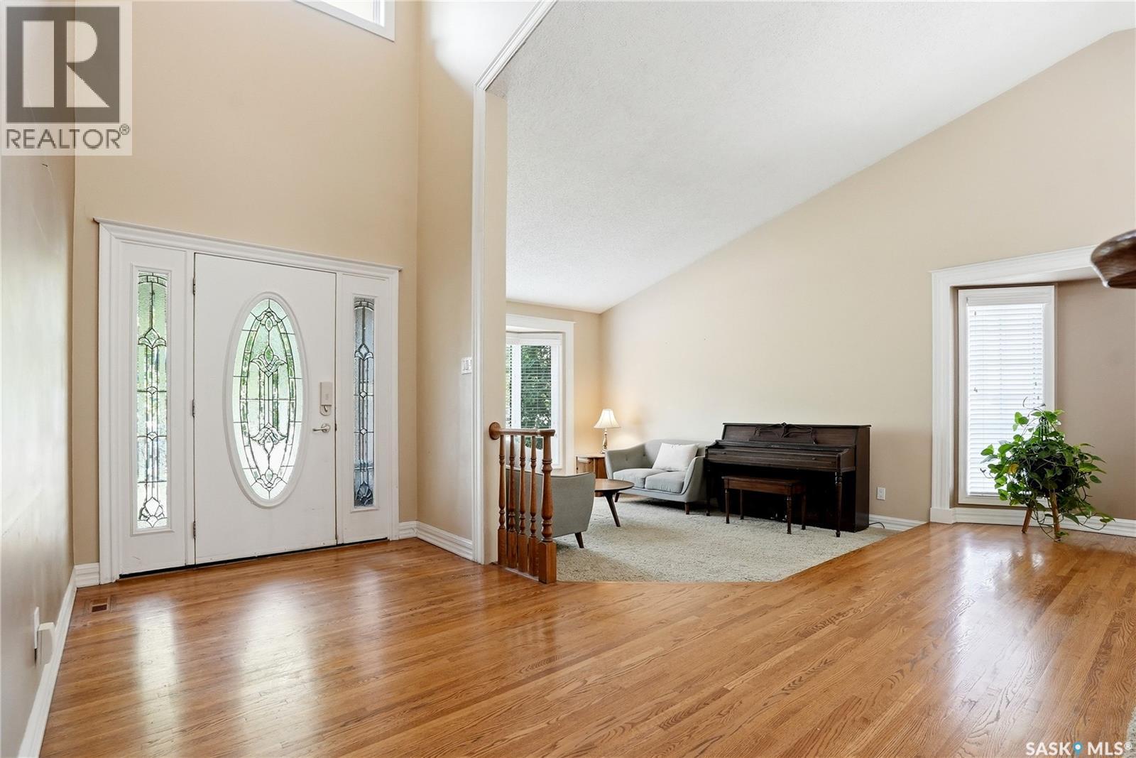 130 Mulcaster Crescent, Saskatoon, SK - Indoor