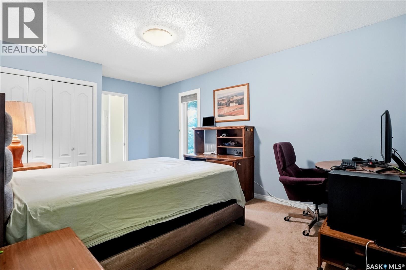 130 Mulcaster Crescent, Saskatoon, SK - Indoor Photo Showing Bedroom