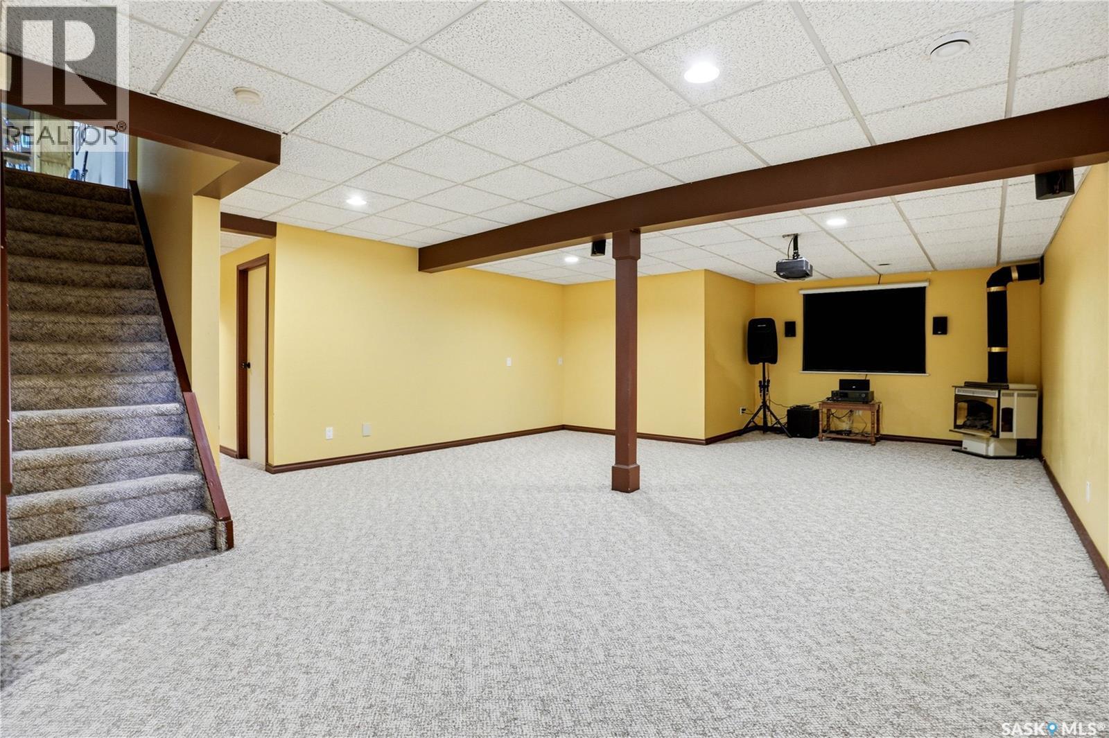 130 Mulcaster Crescent, Saskatoon, SK - Indoor