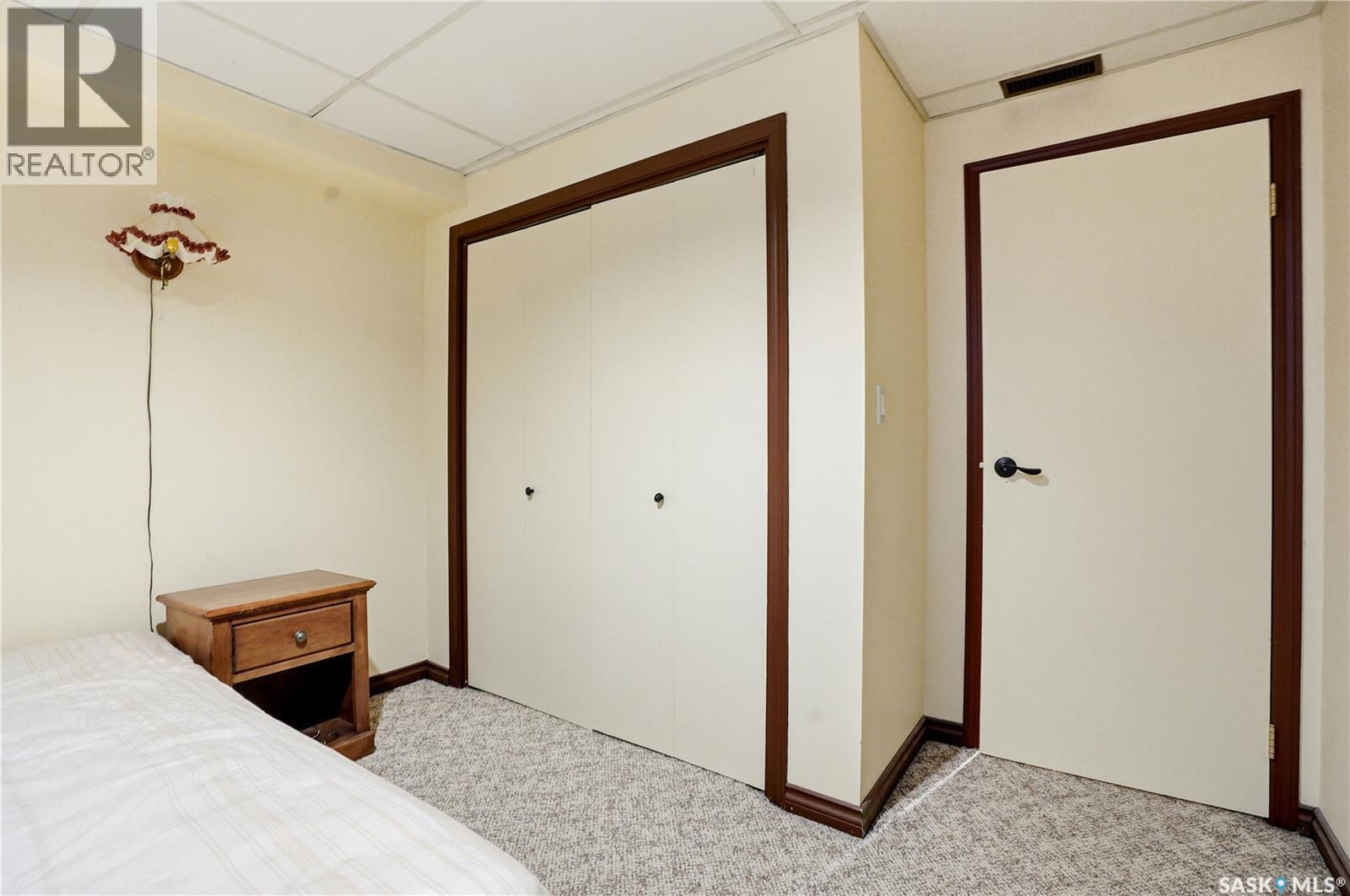 130 Mulcaster Crescent, Saskatoon, SK - Indoor Photo Showing Bedroom