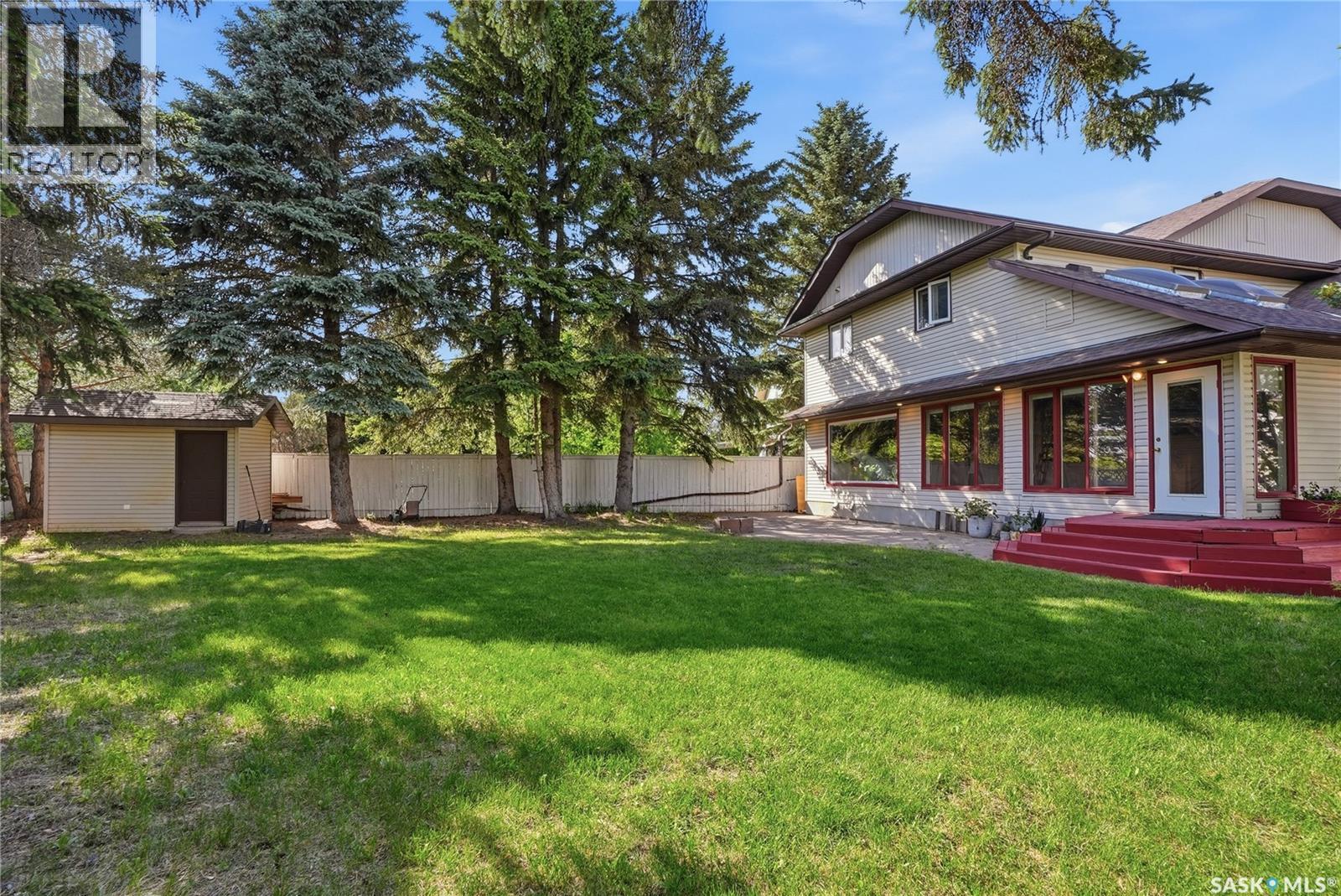 130 Mulcaster Crescent, Saskatoon, SK - Outdoor With Deck Patio Veranda