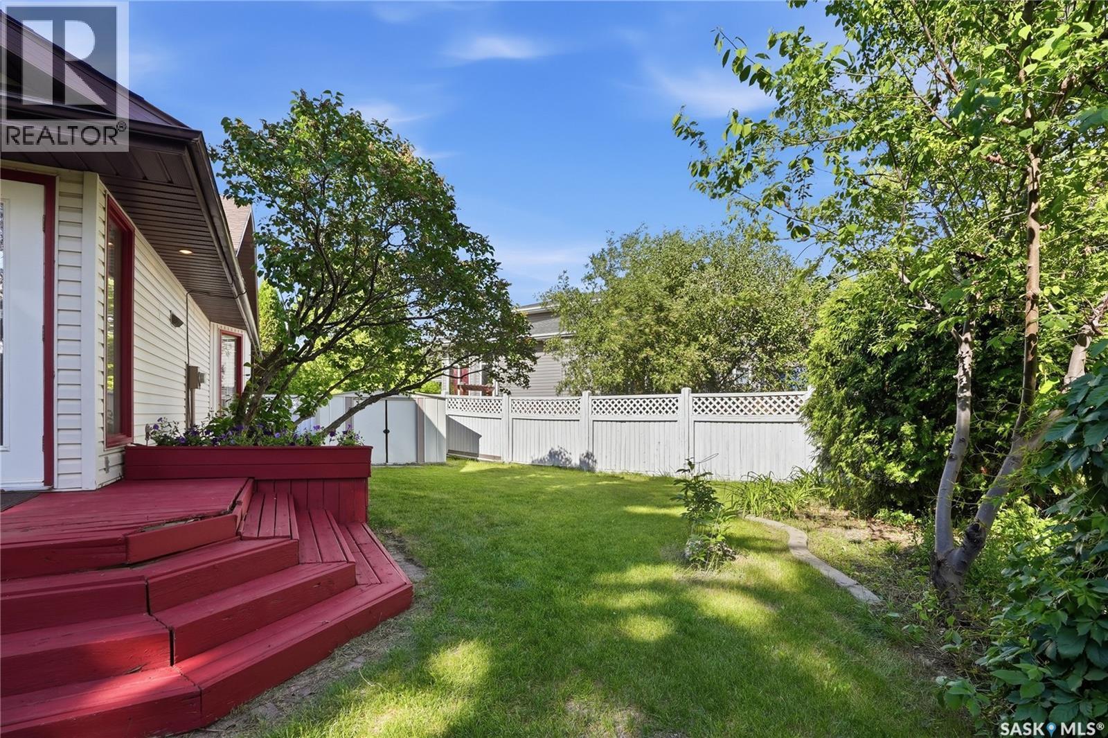 130 Mulcaster Crescent, Saskatoon, SK - Outdoor