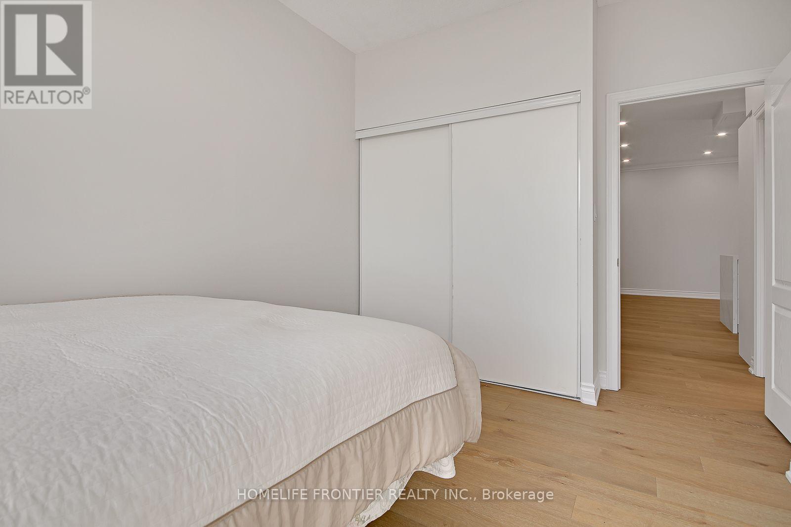 Ph12 - 88 Grandview Way, Toronto, ON - Indoor Photo Showing Bedroom