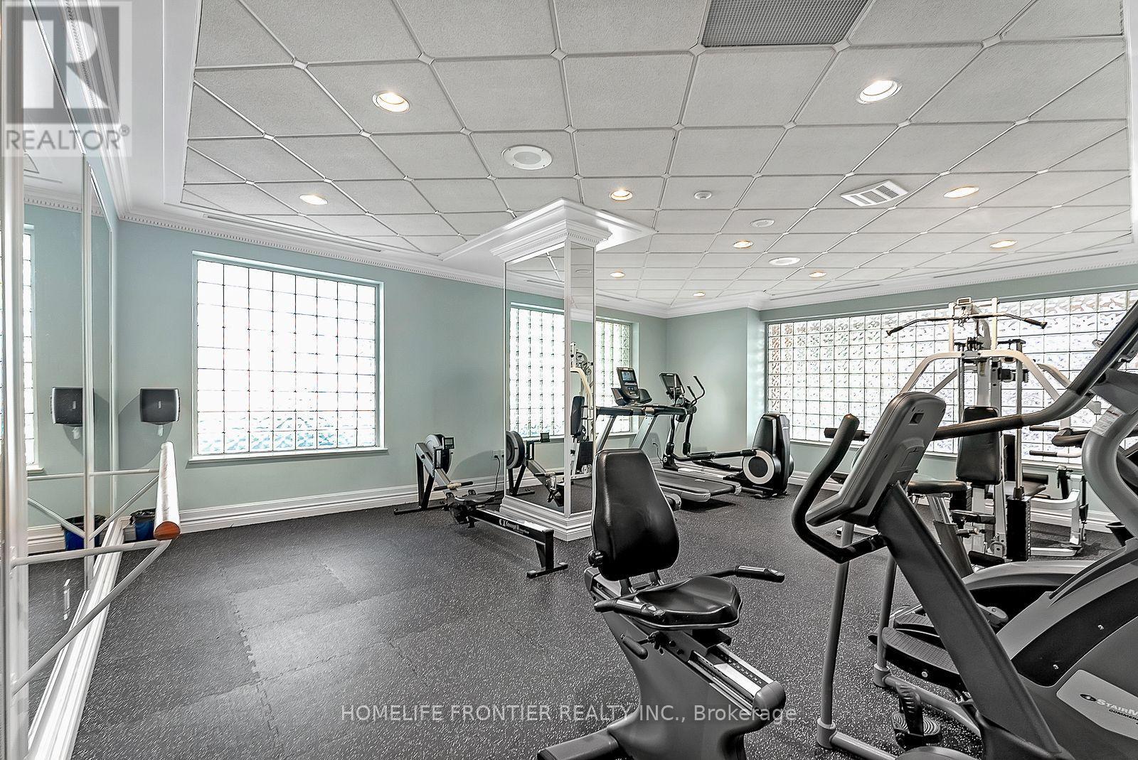Ph12 - 88 Grandview Way, Toronto, ON - Indoor Photo Showing Gym Room