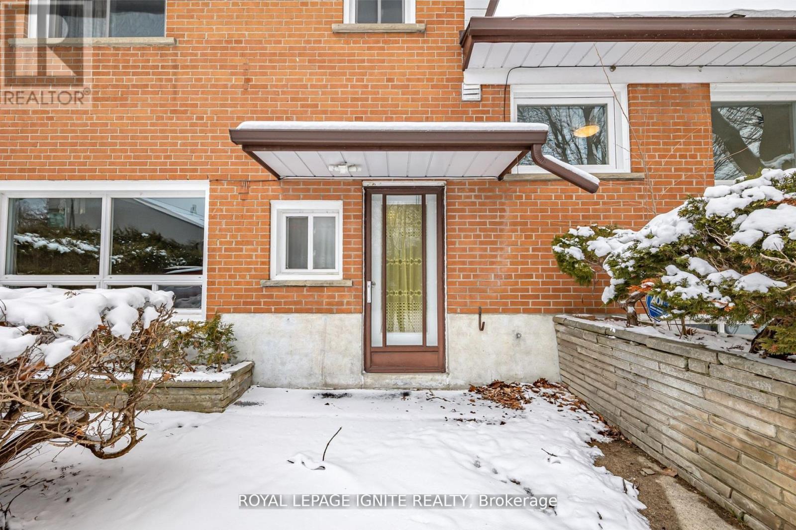 Main - 83 Deep Dene Drive, Toronto, ON - Outdoor With Exterior