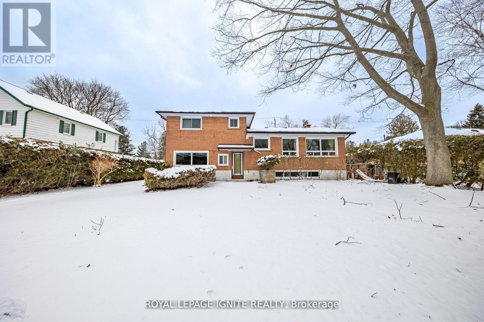 Main - 83 Deep Dene Drive, Toronto, ON - Outdoor