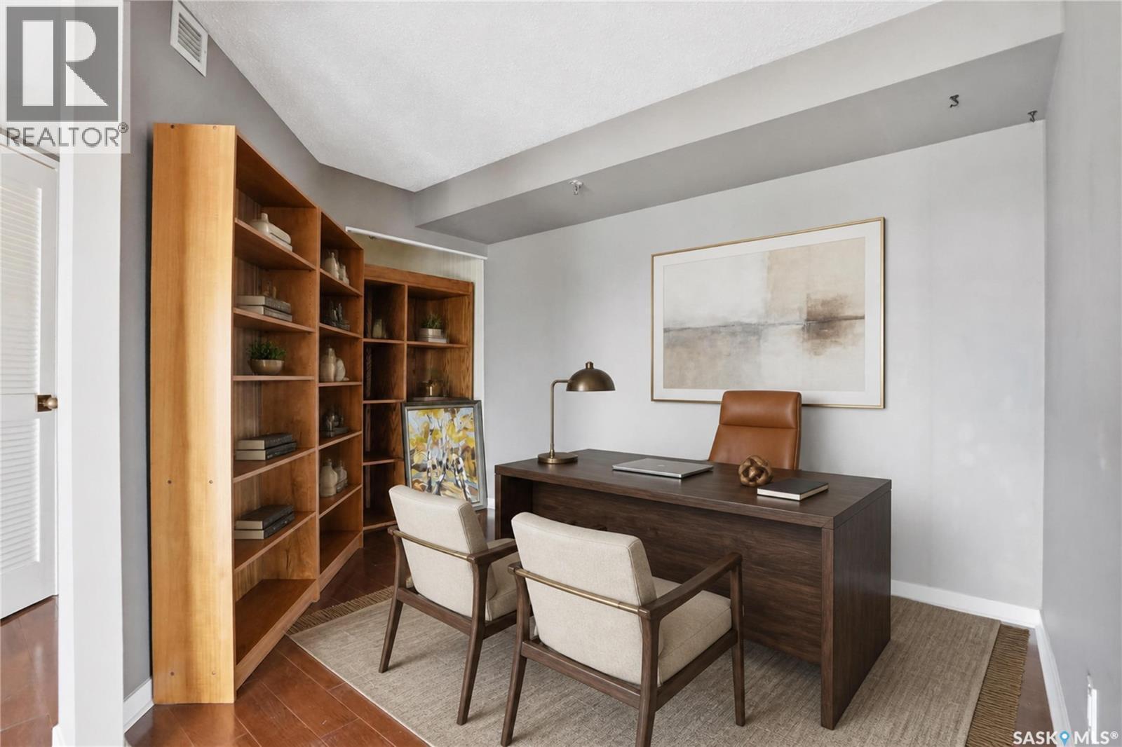 650 424 Spadina Crescent E, Saskatoon, SK - Indoor Photo Showing Office
