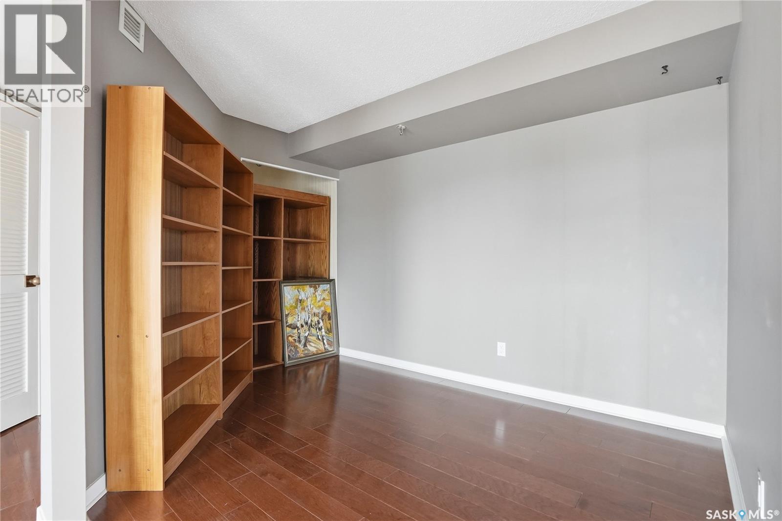 650 424 Spadina Crescent E, Saskatoon, SK - Indoor Photo Showing Other Room