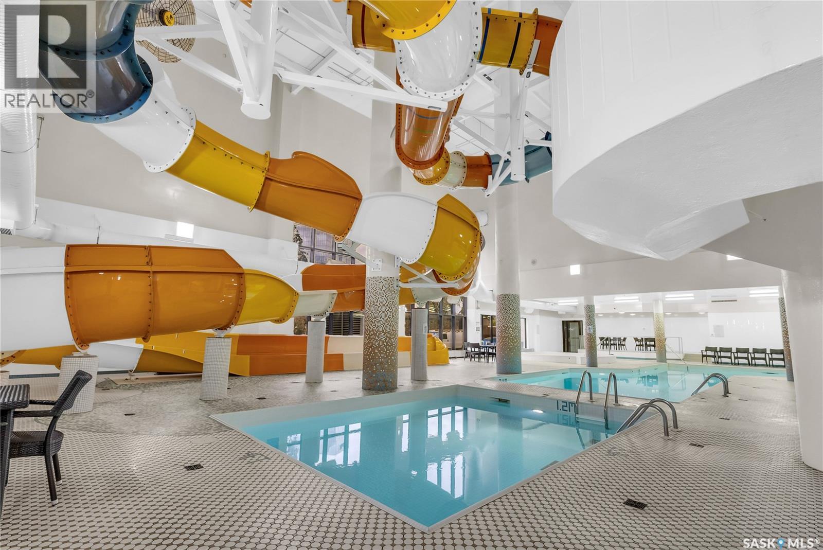 650 424 Spadina Crescent E, Saskatoon, SK - Indoor Photo Showing Other Room With In Ground Pool