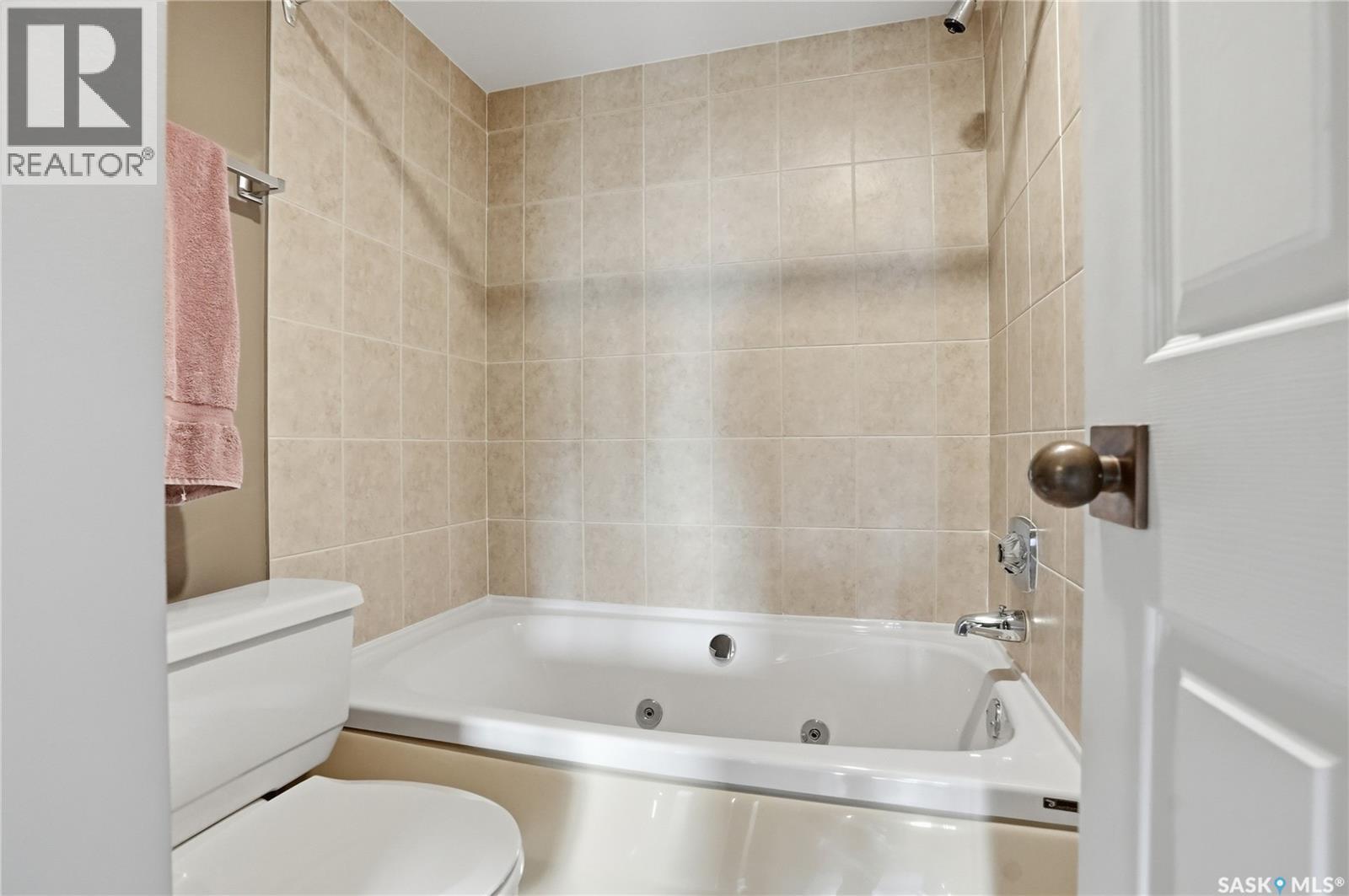 650 424 Spadina Crescent E, Saskatoon, SK - Indoor Photo Showing Bathroom