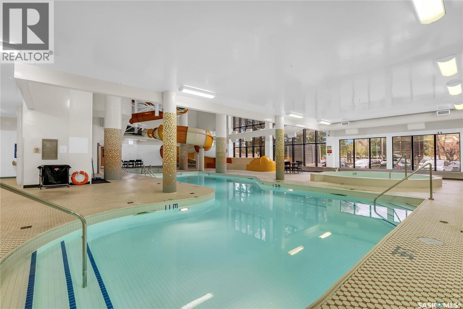 650 424 Spadina Crescent E, Saskatoon, SK - Indoor Photo Showing Other Room With In Ground Pool