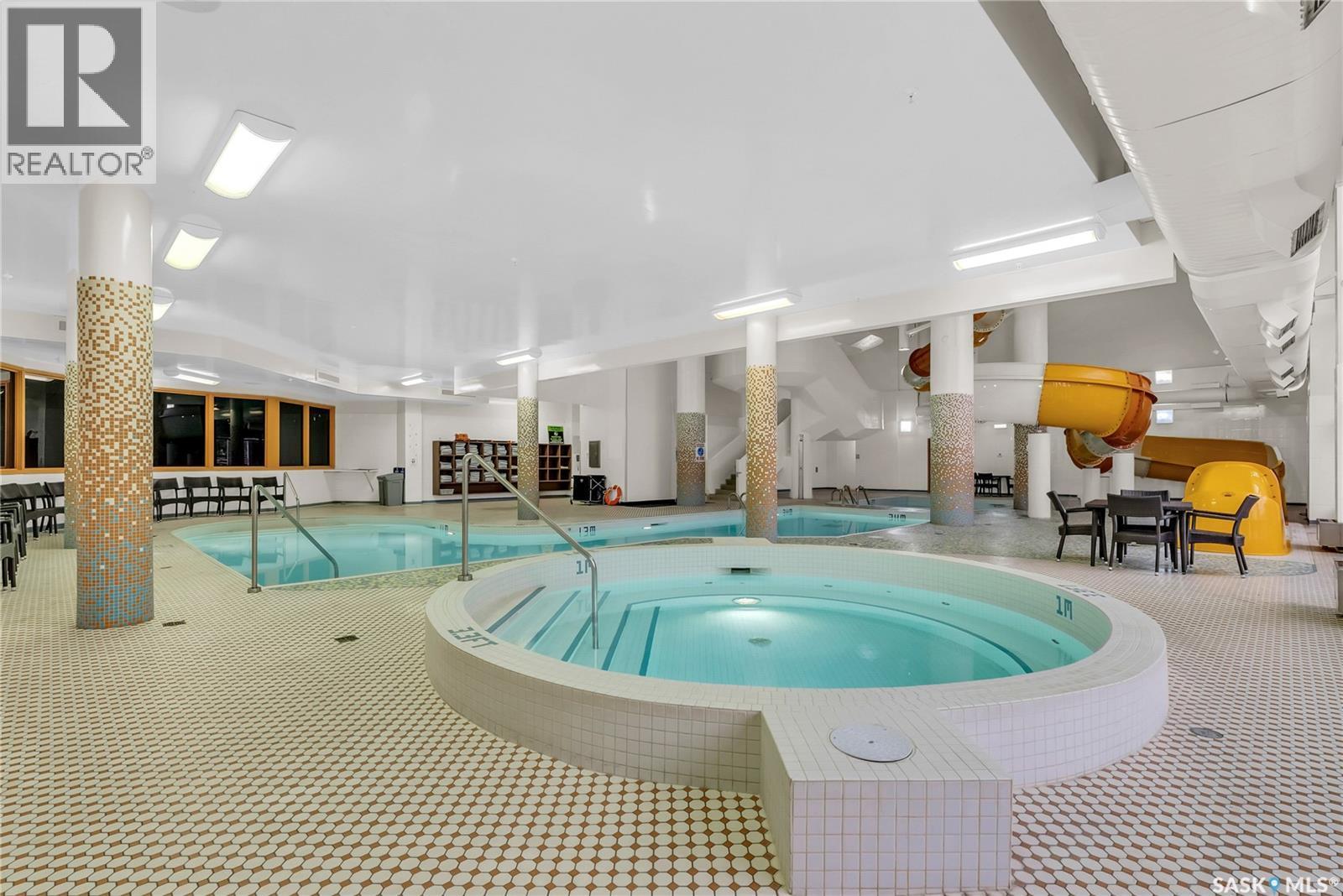 650 424 Spadina Crescent E, Saskatoon, SK - Indoor Photo Showing Other Room With In Ground Pool