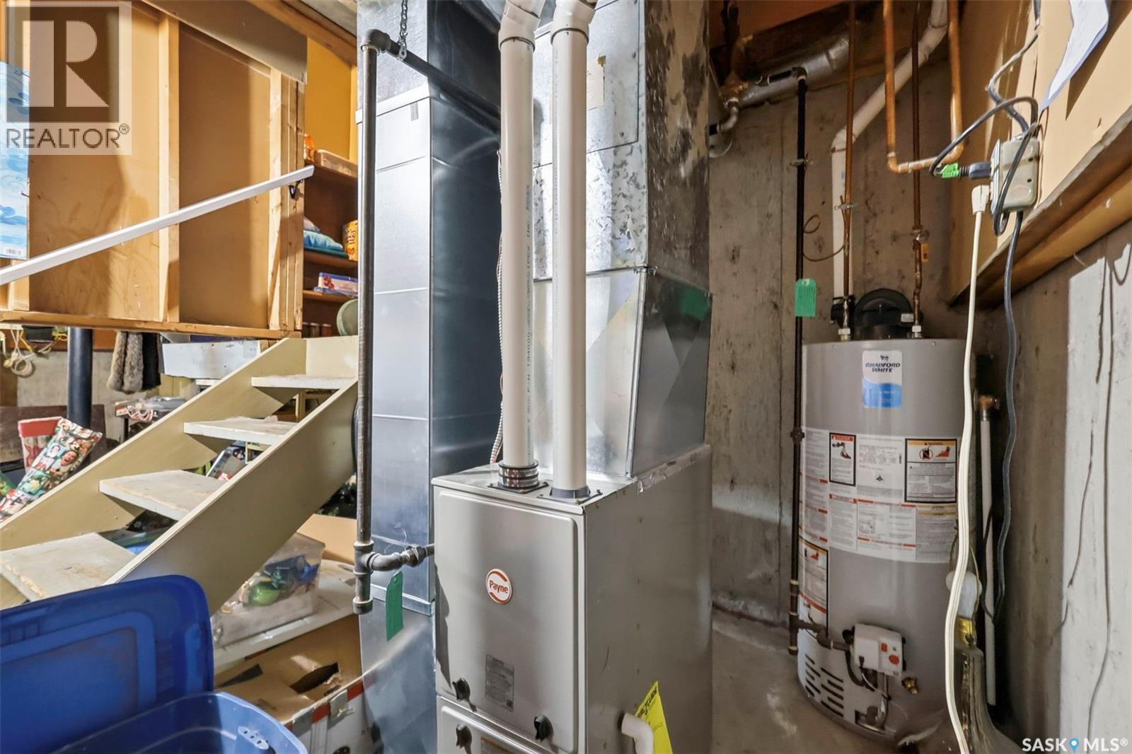 A & B 414 Gardiner Place, Saskatoon, SK - Indoor Photo Showing Basement