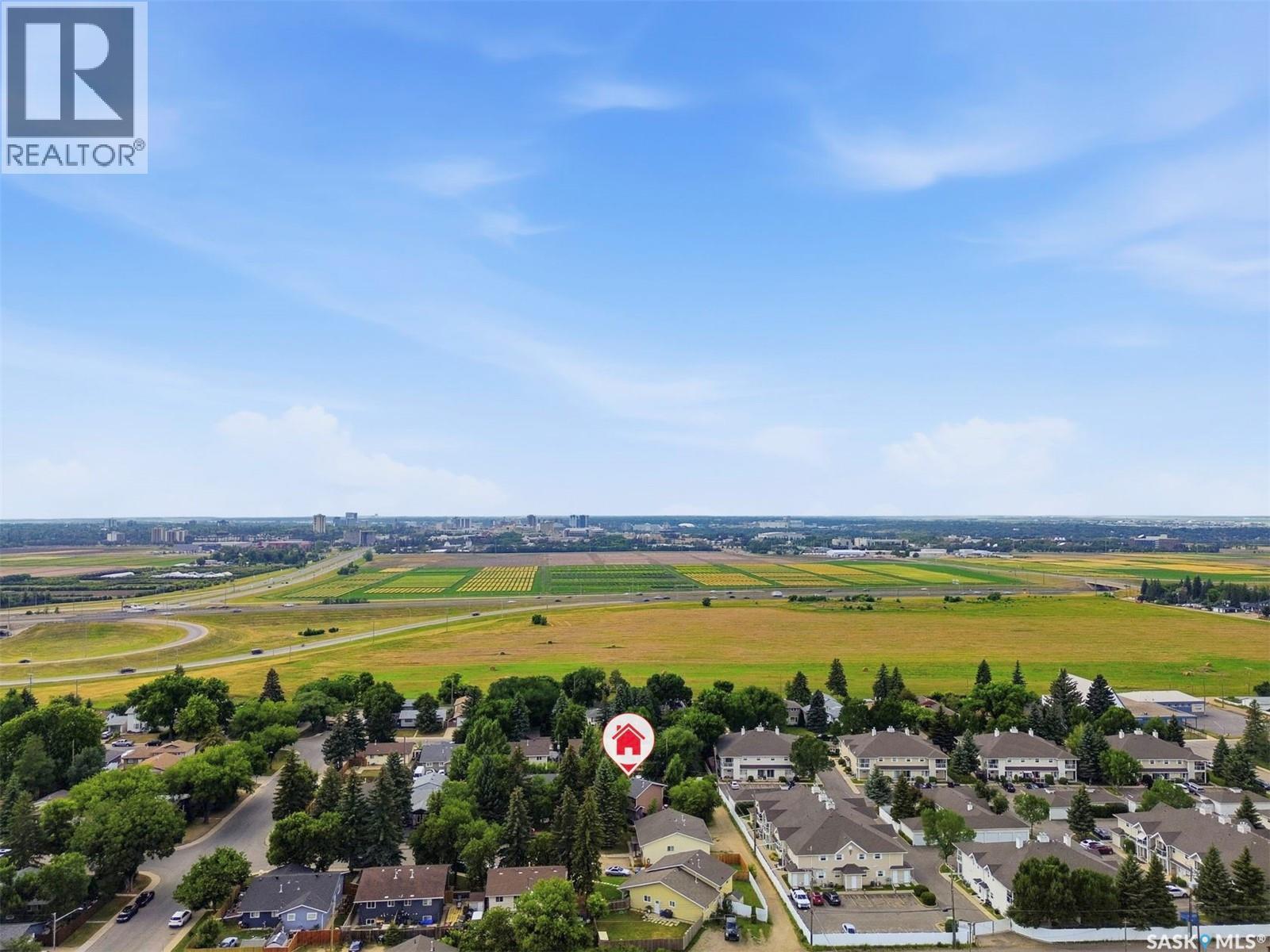 A & B 414 Gardiner Place, Saskatoon, SK - Outdoor With View