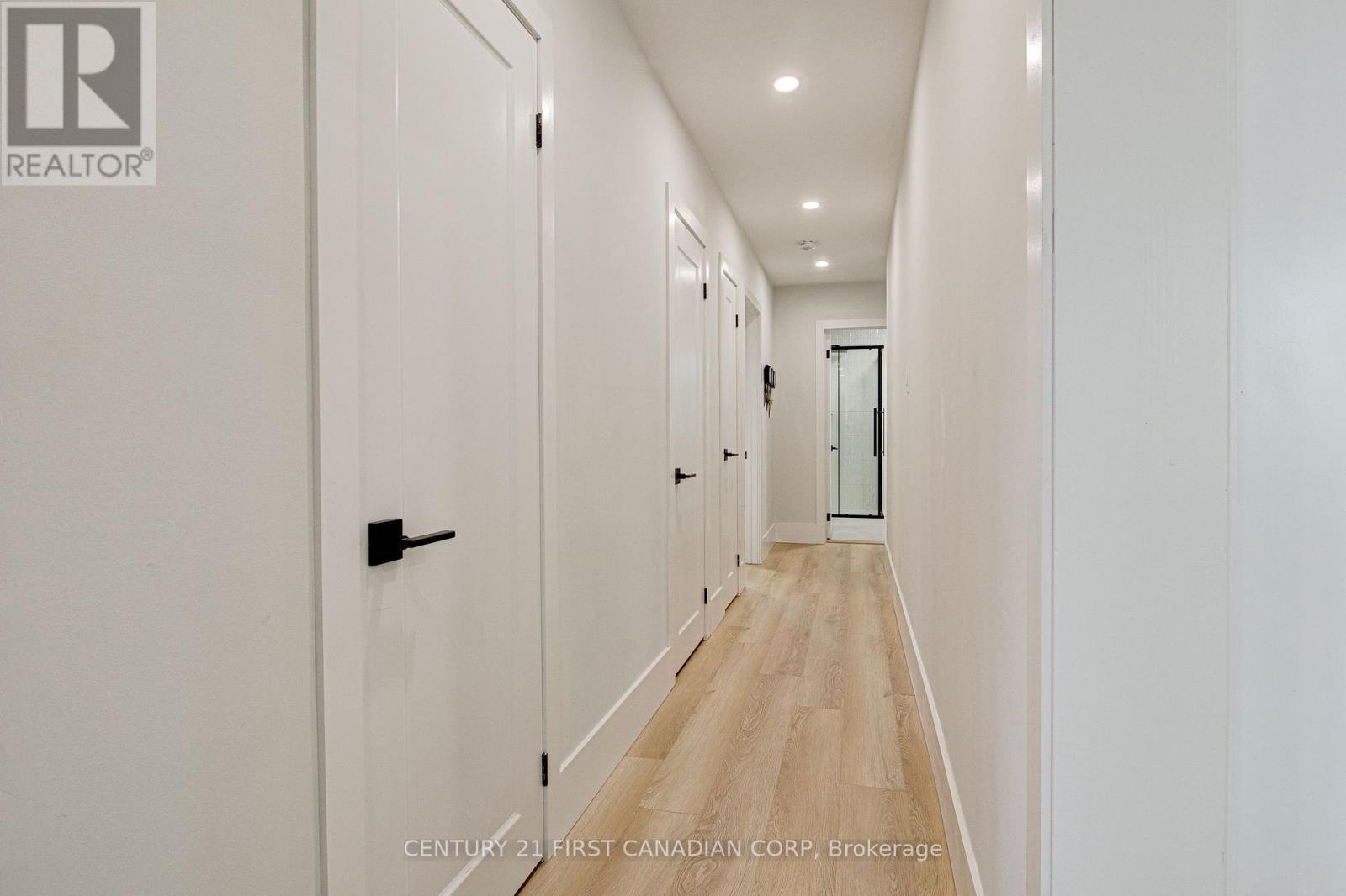 189 Eighth Avenue, Kitchener, ON - Indoor Photo Showing Other Room